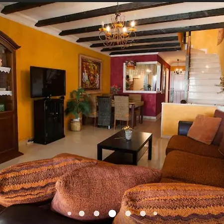 Hébergement de vacances Luxury Ocean View Tinguafaya Holiday With Private Pool *