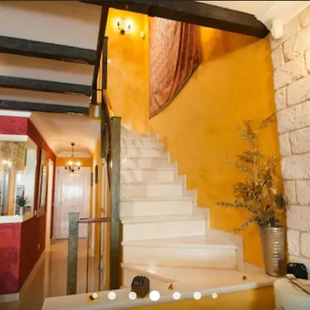 Prázdninový dům Luxury Ocean View Tinguafaya Holiday With Private Pool